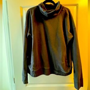 Lululemon- Black sweater